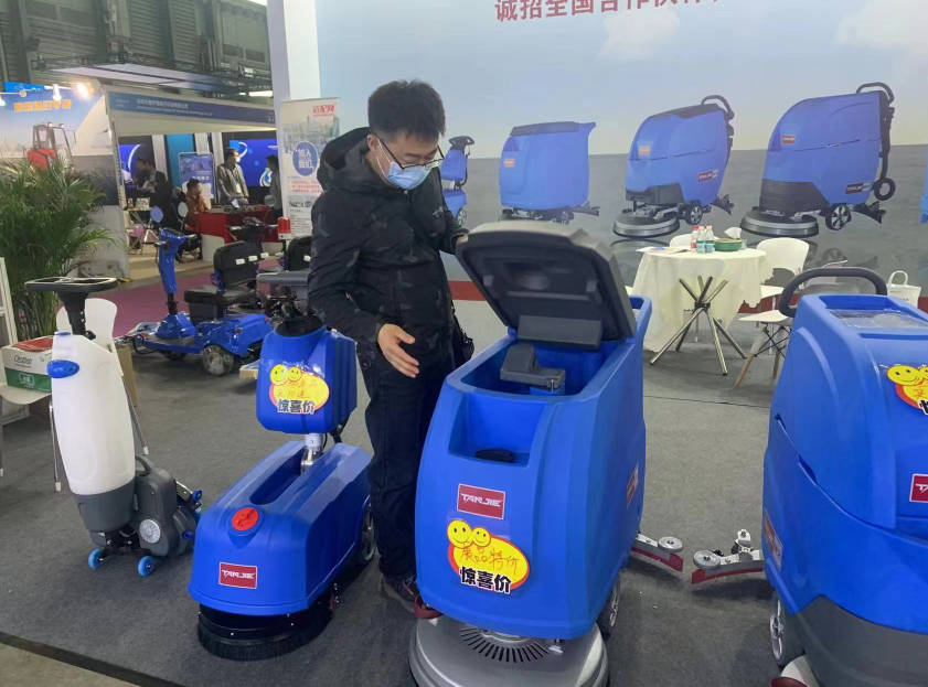 梅州坦洁洗地机公司致力于电动洗地机的生产、销售和服务百家